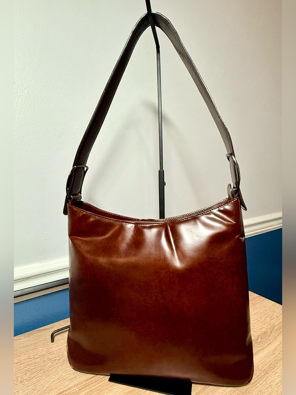 Salvatore Ferragamo |Authentic | Vintage | Italian | Smooth Leather Shoulder Bag